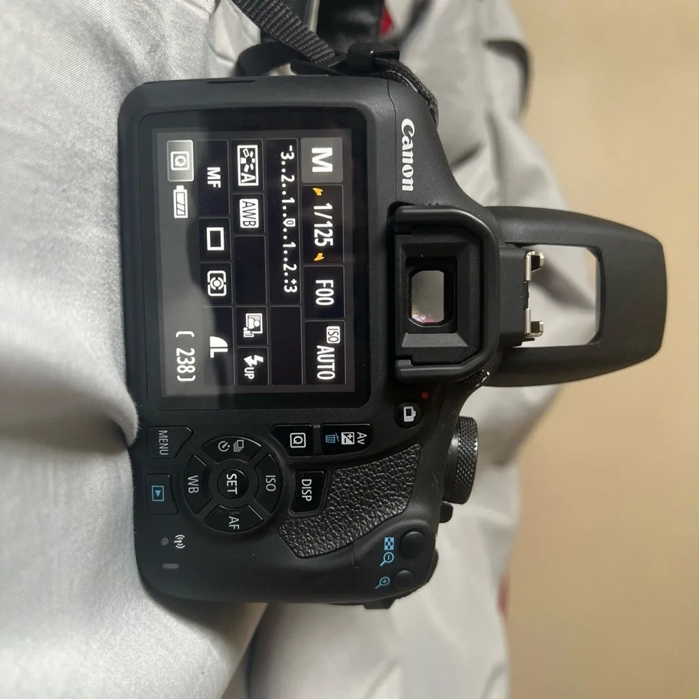 Canon rebel T7